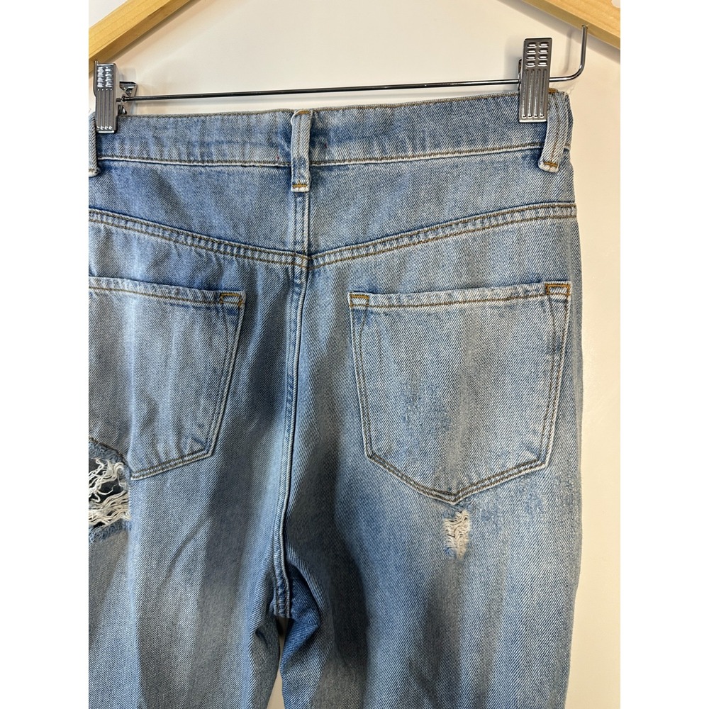 BDG Urban Outfitters High Waisted Destroyed Mom Jeans Light Wash Blue Denim 26 - Picture 13 of 15